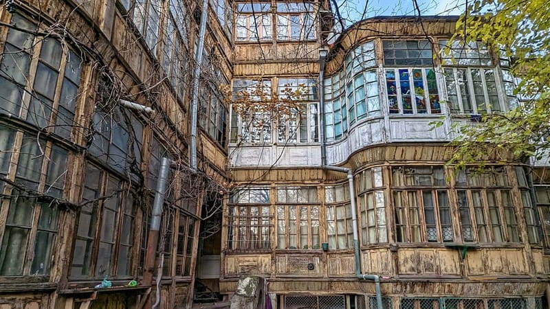 Tbilisi: Christmas Market & Hidden Gems Guided Walking Tour - Price and value: is $39 worth it?