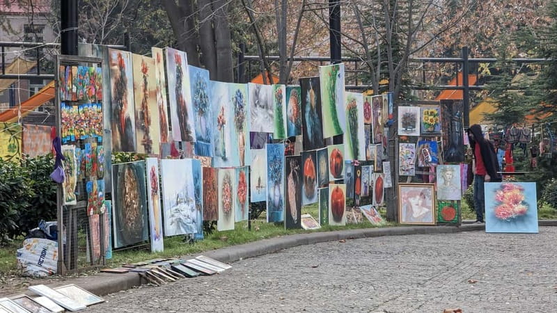 Tbilisi: Christmas Market & Hidden Gems Guided Walking Tour - What to bring (so the cold does not ruin your night)