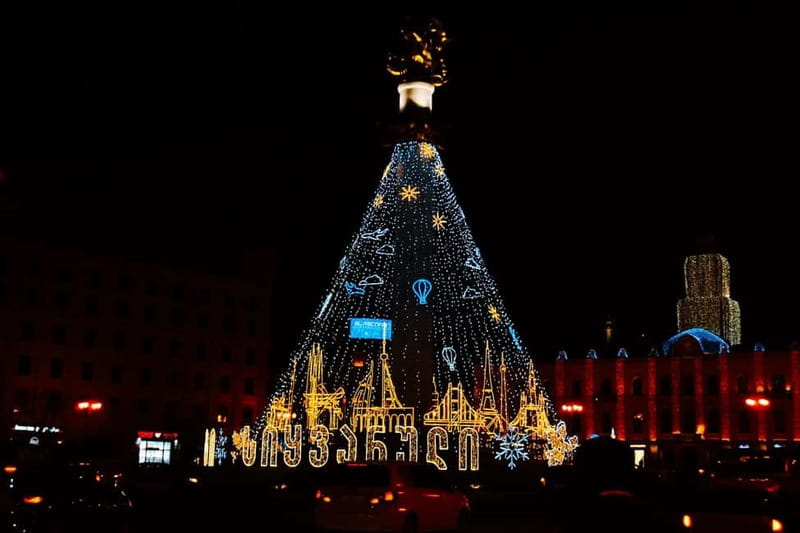 Tbilisi: Christmas Tour & Glühwein, Half-Day Guided Walking - Should you book this Tbilisi Christmas Tour with Glühwein?
