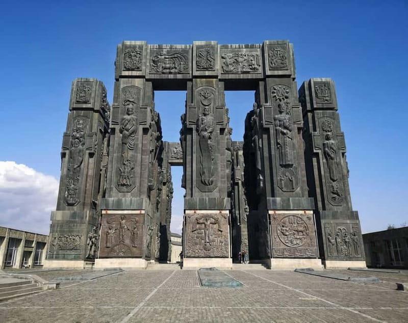 Tbilisi: Chronicle of Georgia Guided Tour - The 2-hour plan, and why the timing works