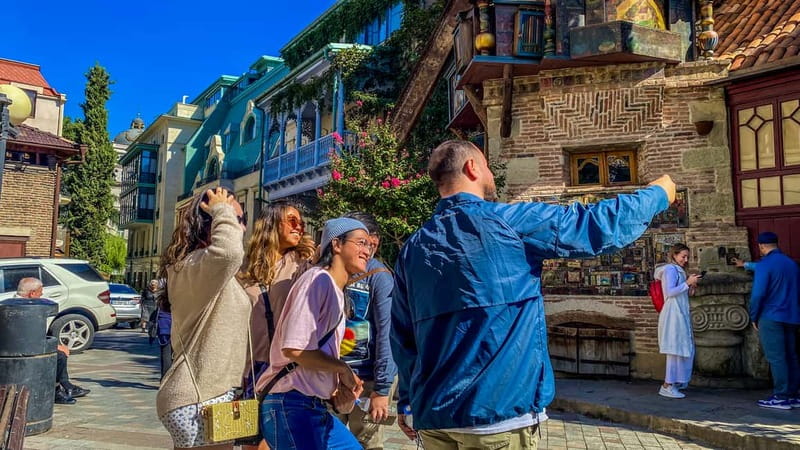Tbilisi: City Highlights Guided Walking Tour - Key highlights worth circling before you go