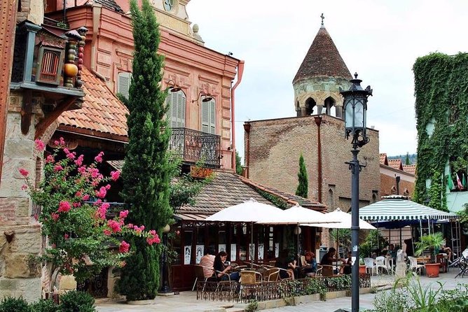 Tbilisi City Private Walking Tour, Ride by Cable Car to Narikala Fortress - Who should book this private Tbilisi walking tour?