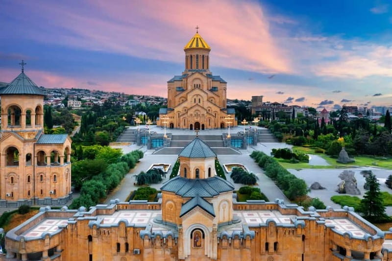 Tbilisi City Tour: Landmarks, Panoramic Views, Hidden Gems - How this 6-hour route works, and who it suits