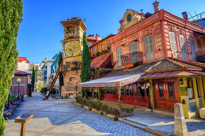 Tbilisi City Tour with Street Photography - Abanotubani Sulfur Baths Area: Domes, Steam Vibes, and Where to Eat