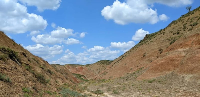Tbilisi: David Gareja and Colorful hills of Semi-desert - The saint water cave hike: short trek, real uphill