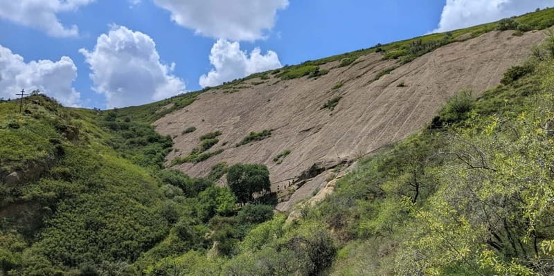 Tbilisi: David Gareja and Colorful hills of Semi-desert - Pacing and comfort on a 7-hour day out of Tbilisi