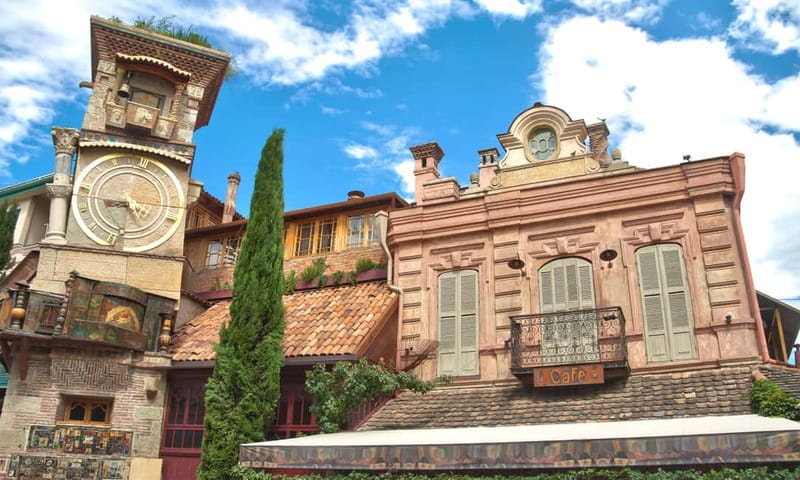 Tbilisi: Guided Tour to the Top 10 Sightseeing Attractions - Crossing the Bridge of Peace, Then Up by Cable Car