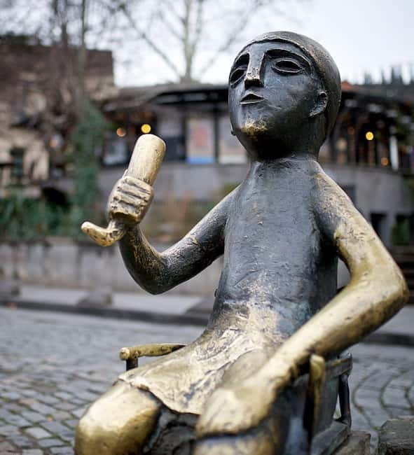 Tbilisi: Guided Walking Tour of Historic City - Samghebro Street and the Armenian Church, Finding the Quiet Corners