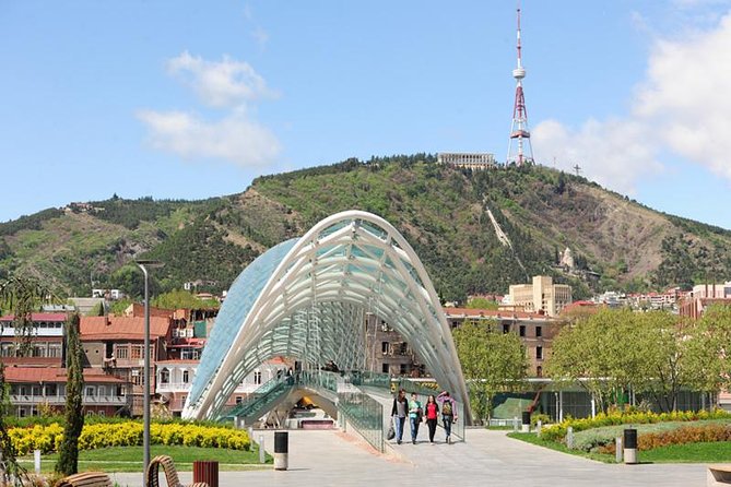 Tbilisi Highlights Half Day Walking Tour - Sioni Cathedral, Anchiskhati Basilica, and the Rezo Gabriadze Clock Tower