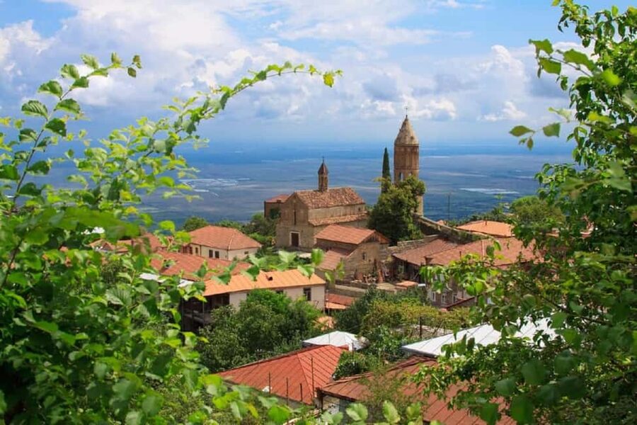 TBILISI :Kakheti Sighnaghi Bodbe Telavi, 7 Free Wine testing - From Vakhtang Gorgasali Square to Kakheti: How the Day Really Flows