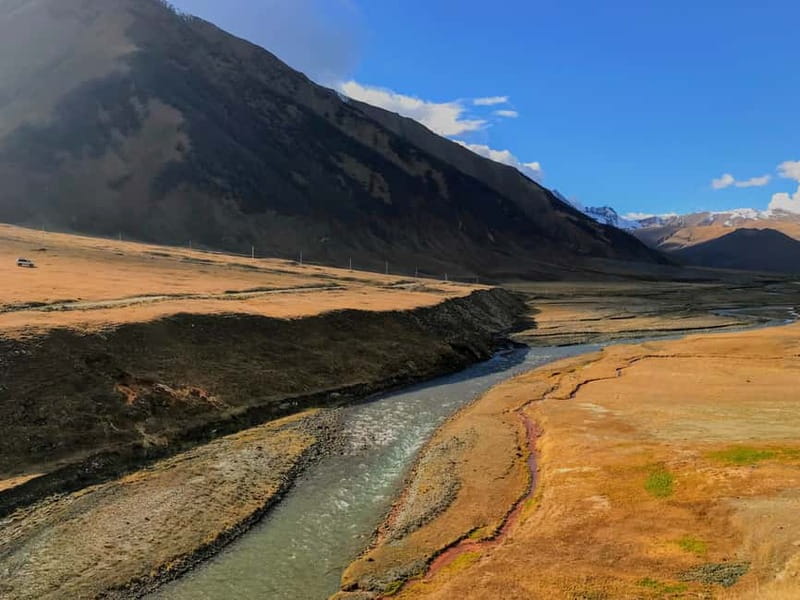 Tbilisi: Kazbegi Gudauri Ananuri and Truso Adventure by 4x4 - Timing, comfort, and what “small group” really changes