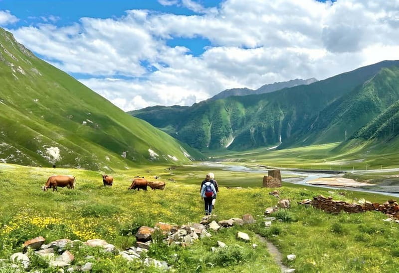 Tbilisi: Kazbegi Gudauri Ananuri and Truso Adventure by 4x4 - Meeting at Europe Square, then settling into mountain rhythm