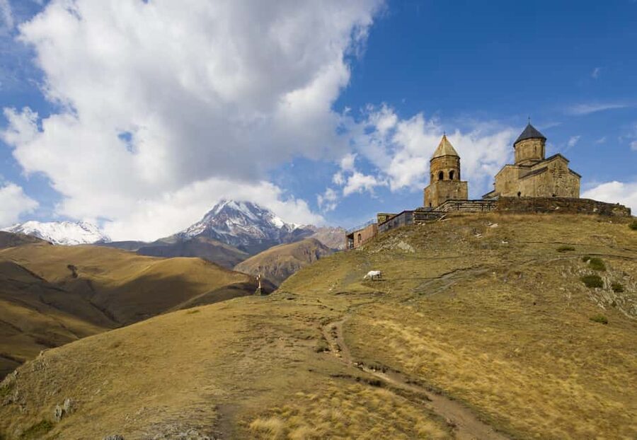 Tbilisi: Kazbegi Private Tour with Optional Activities - Pasanauri for Lunch: Local Dishes, a Break in the Road, and Optional River Fun