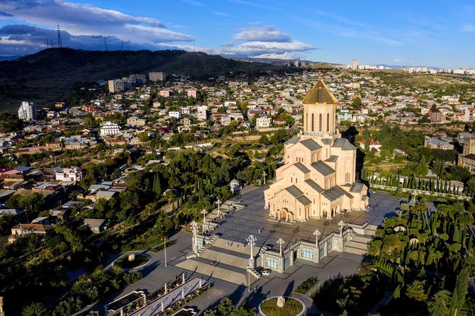 Tbilisi & Mtskheta city tour - Crossing to Mtskheta: The Pace Shifts from City to Sacred Town