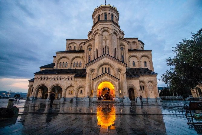 Tbilisi & Mtskheta Tour - Stop 1: Holy Trinity Cathedral in Tbilisi, big Orthodox scale quickly