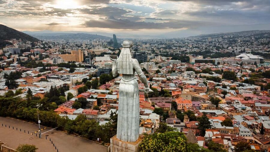 Tbilisi: Old and New City Guided Tour with 2 Cable Car Rides - Key highlights you should care about