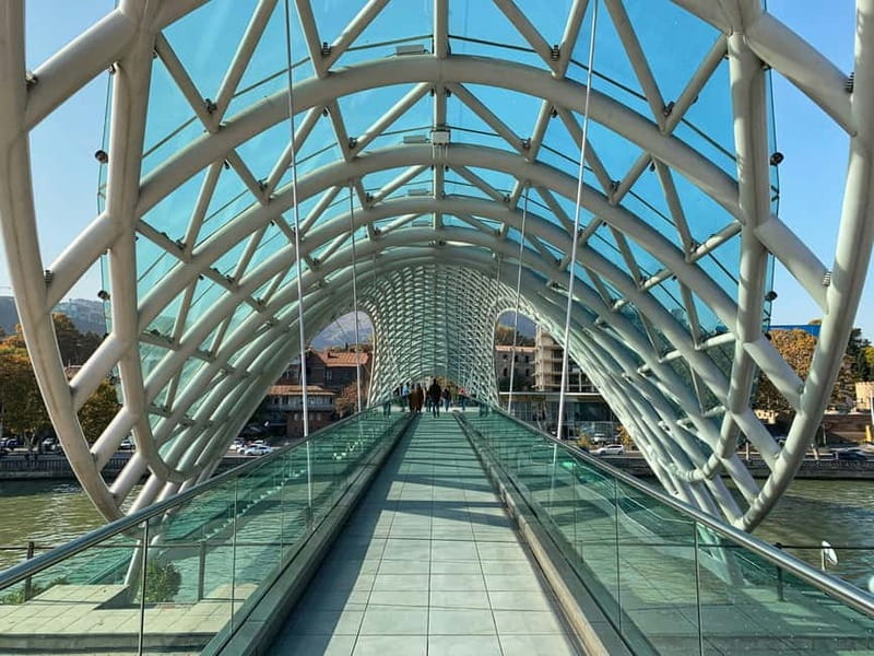 Tbilisi: Old Town Sights & Funicular Ride to Mtatsminda Park - Old Town and Two Peaks, Set Up for Efficiency