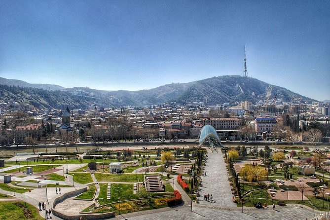 Tbilisi Private Arrival Airport Transfer - Getting from airport to Old Town vibes, without navigating