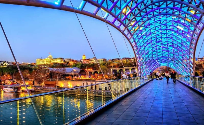 Tbilisi: Private Old City Walking Tour with Wine Tasting - Where the tour starts, and how you’ll get your bearings fast