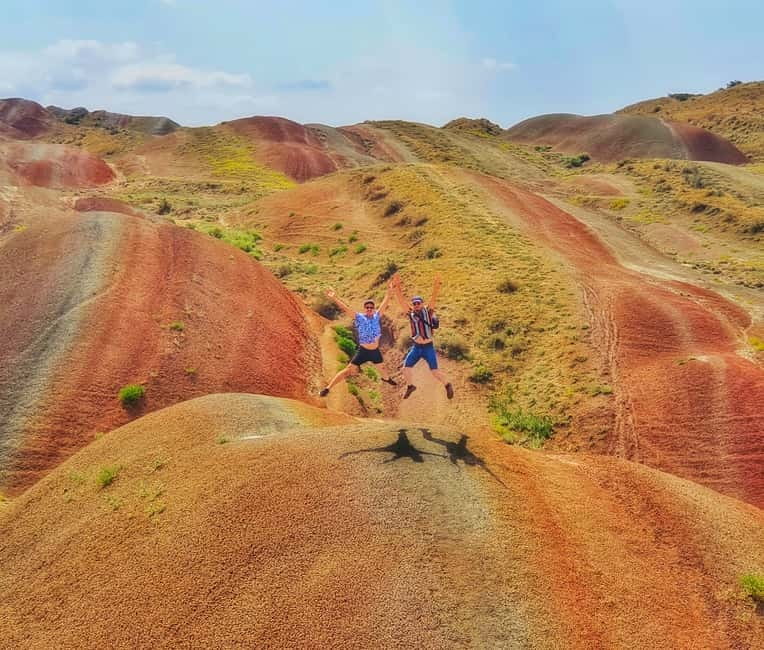 Tbilisi: Real Adventure – Gareja & Rainbow Desert 4x4 + Hike - David Gareji Lavra, Georgia’s desert monastery in real time