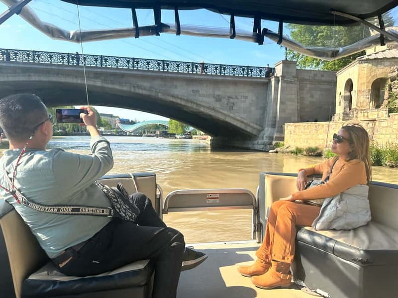 Tbilisi: River Sightseeing Boat Ride with Welcome Drink - When to Go, What to Wear, and Photo Timing That Helps