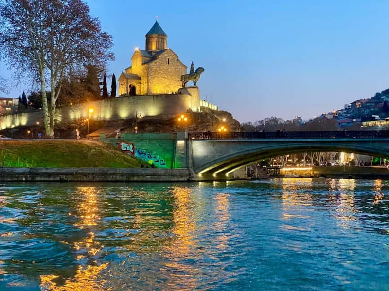 Tbilisi: River Sightseeing Cruise with Drinks - Narikala Castle from the River Side