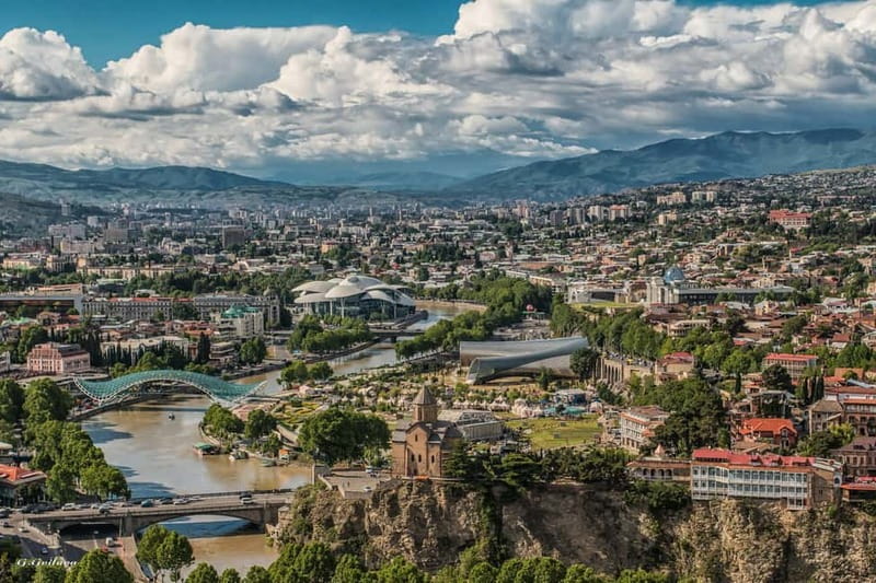 Tbilisi: Sightseeing Tour, Wine or Beer Tasting, & Cable Car - From galleries and museums to the democracy zone