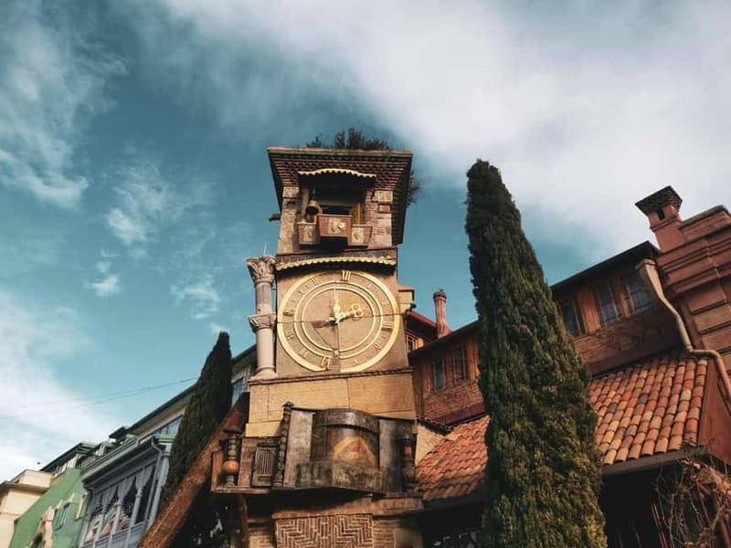 Tbilisi: Sightseeing Tour, Wine or Beer Tasting, & Cable Car - Presidential Palace, clocktower areas, and the Aghmashenebeli side of town