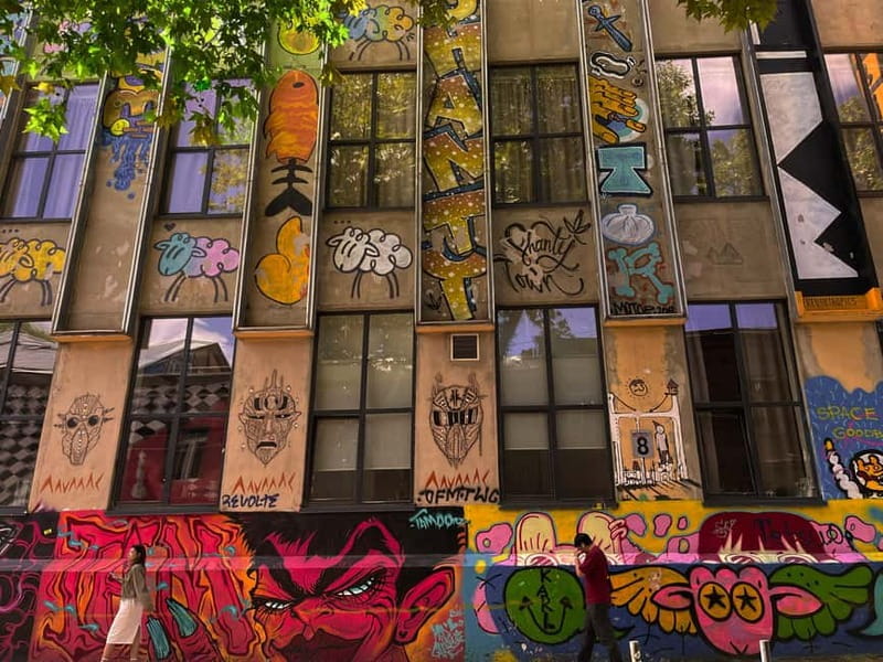 Tbilisi: Soviet Suburbs and Murals Exhibition Guided Tour - The guide makes or breaks the story, and this one tends to hit