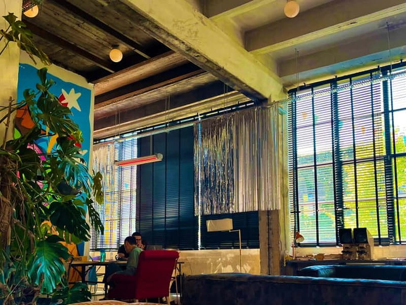 Tbilisi: Soviet Suburbs and Murals Exhibition Guided Tour - Your packing checklist, plus who should skip (or choose private)
