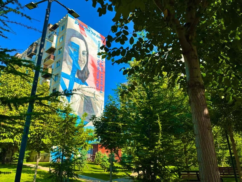 Tbilisi: Soviet Suburbs and Murals Exhibition Guided Tour - FAQ