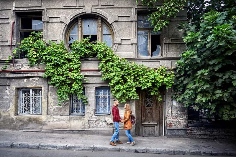 Tbilisi: Streets, Stories, Flavors - A Signature City Tour - Cafe Stamba: where the day starts on purpose