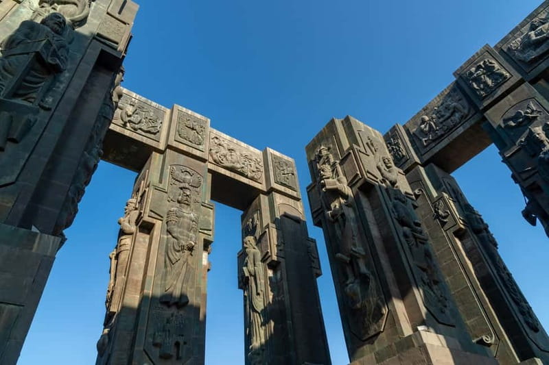 Tbilisi: The Chronicle of Georgia Express Guided Tour - Step-by-step: what the guided visit actually covers