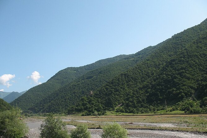 Tbilisi to Kazbegi, Gudauri, and Ananuri Day Tour - Zhinvali Dam stop: the easiest photo win of the day