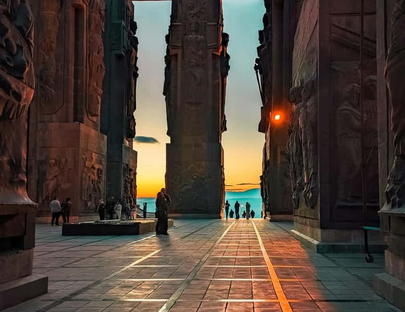 Tbilisi: Transfer & Guided Tour to The Georgian Stonehenge - Key highlights that make this trip worth your time