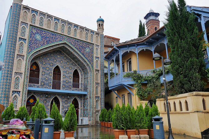 Tbilisi Walking Tour Including Cable Car and Wine Tasting - Botanical Garden of Tbilisi: A Break from Stone