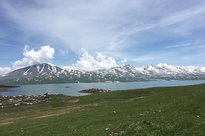 The Best of Georgia 7 Days Private Jeep Tour from Tbilisi - Day 3: Rabati Castle, Zarzma monastery (optional), Goderdzi Pass, Green Lake, Khulo cable car, and Makhuntseti waterfall
