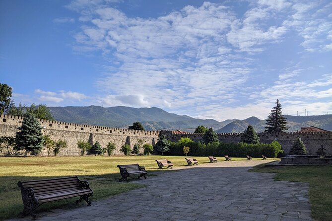 Uplistsikhe, Mtskheta and Jvari - historical private day tour from Tbilisi - Jvari Church: the cliff stop that makes the view make sense