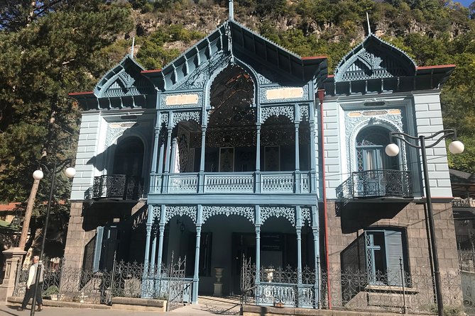 Vardzia caves - Rabati castle - Borjomi park from Tbilisi one-day tour - Rabati Castle: The 13th-Century Fortress with Church, Mosque, Minaret, and Synagogue