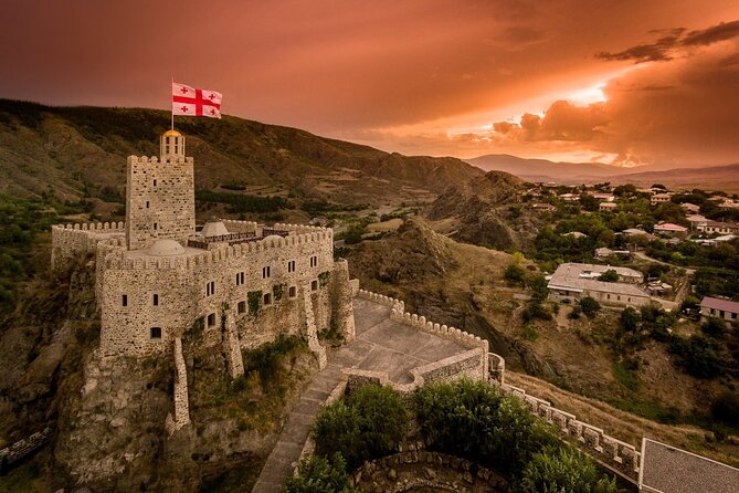 Vardzia. Lake Paravani, Khertvisi & Lomisa castle, Rabati - Key highlights worth planning for