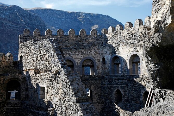 Vardzia. Lake Paravani, Khertvisi & Lomisa castle, Rabati - Stop 3: Khertvisi Fortress near Aspindza, built for defense and views