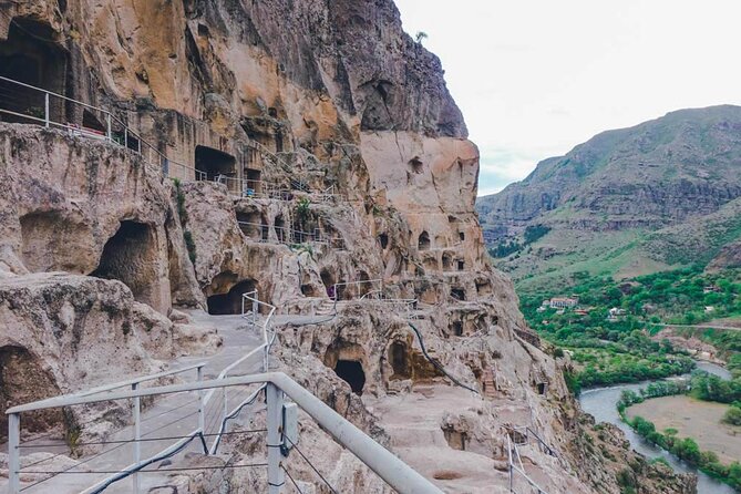 Vardzia, Rabati, and Borjomi Ancient Georgia Group Tour - Comfort, Snacks, and the On-Road Georgian Touch