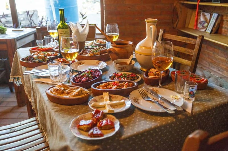 Wine & Dine group tour from Kutaisi - Who this tour suits best