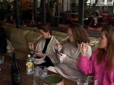 Wine Tasting feel the Difference of Qvevri or Classical Wine