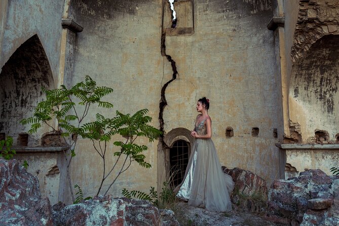 Your unique photo session in Tblisi, Georgia - The 4-Hour Game Plan: Morning Portraits and Courtyards
